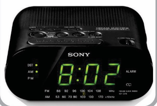 Conserto de rádio relógio